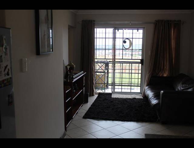 1 BEDROOM APARTMENT FOR SALE IN SAGEWOOD